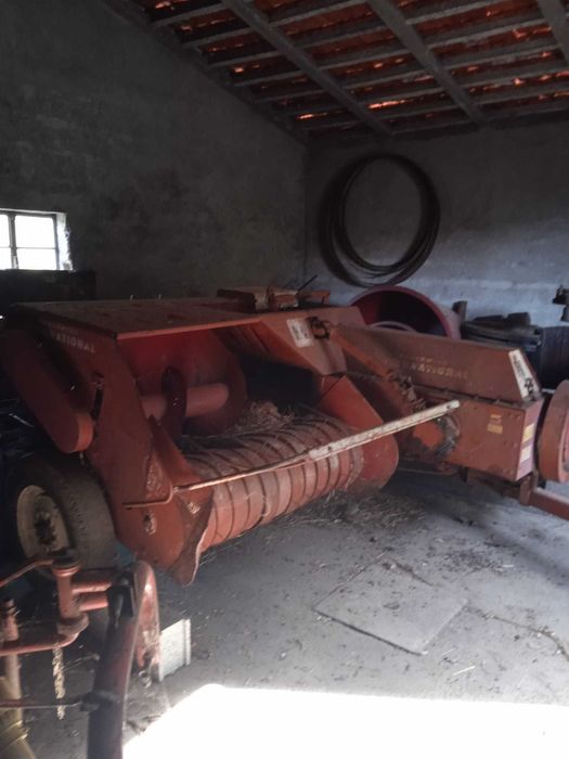 Enfardadeira de arame