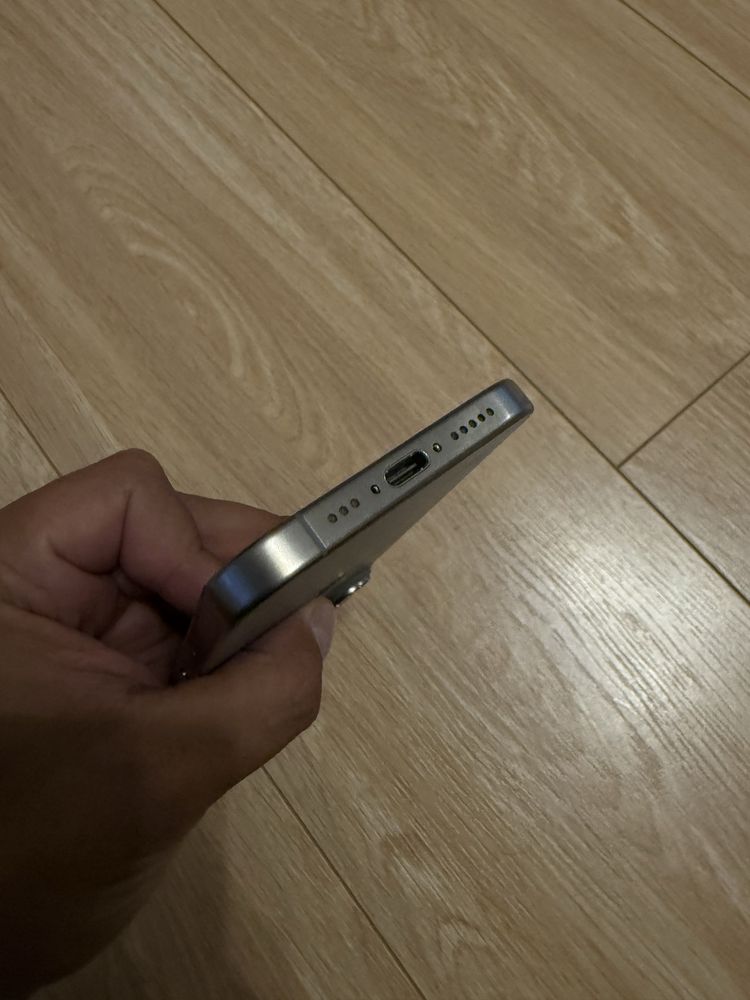 Iphone 15 Pro корпус, запчастини,батарея камера нижній шлейф