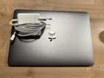 MacBook Pro 13” 2019 (i5,16GB RAM, 256 SSD)