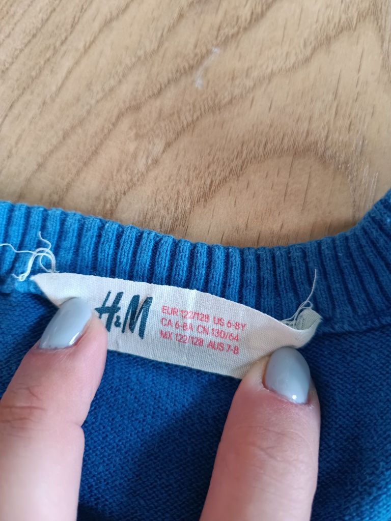 Sprzedam sweter dla chłopca H&M rozmiar 122/128