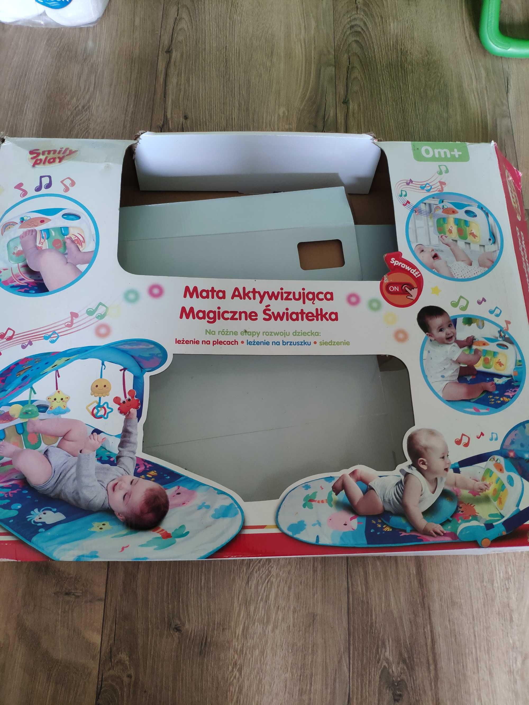 Mata Aktywizująca Magiczny Świat dla niemowlaka