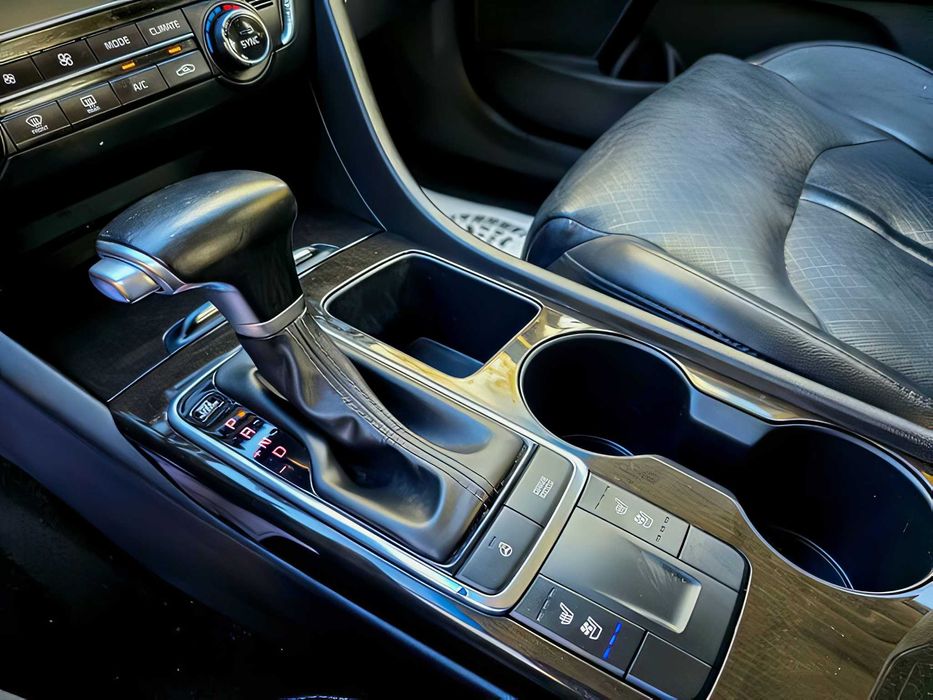 Kia Optima      2016