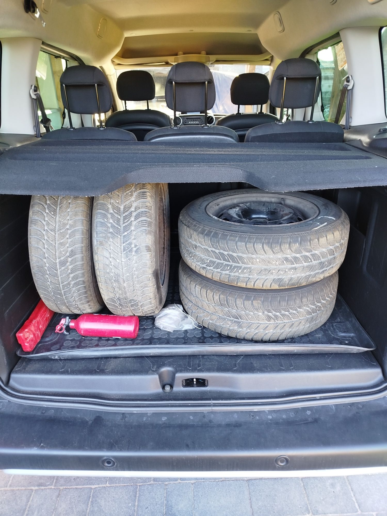 Citroen Berlingo 1.6 HDI 2015 r. wersja XTR