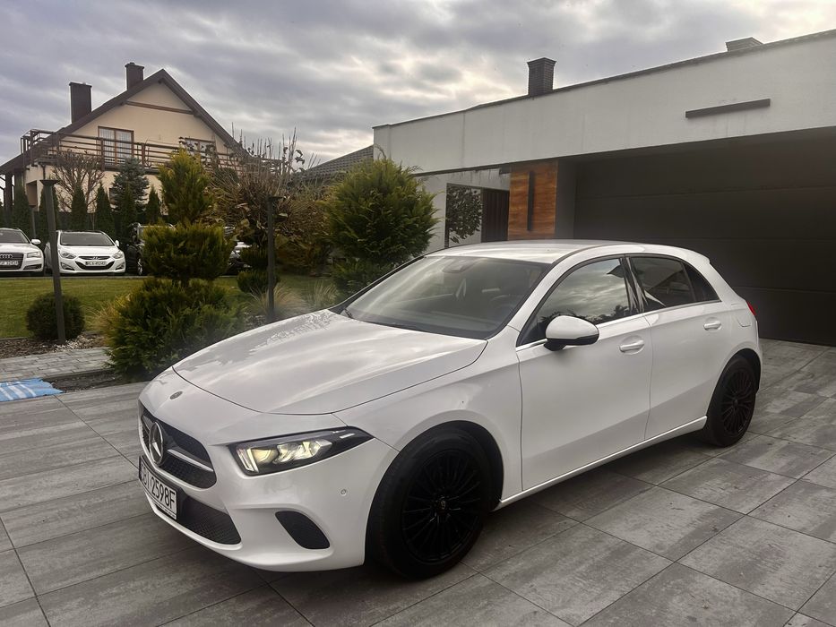 Piekny Mercedes A klasa Automat2018 r disel  podsufitka Black