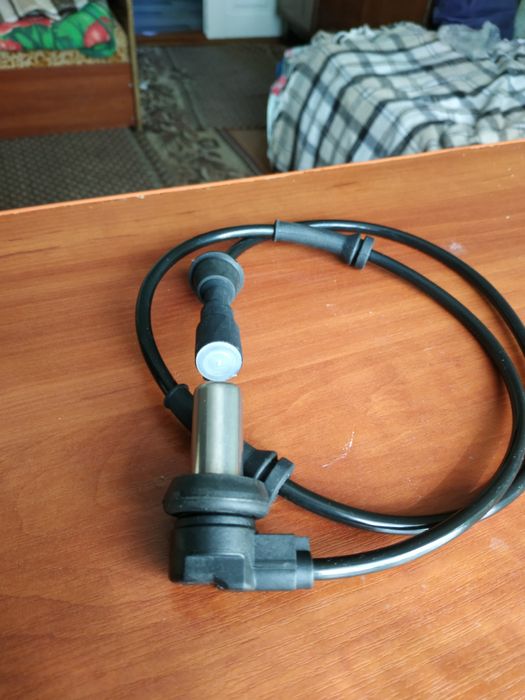 Датчик АВS на Ауді А6С4 1.9 тді,1995 р.в.