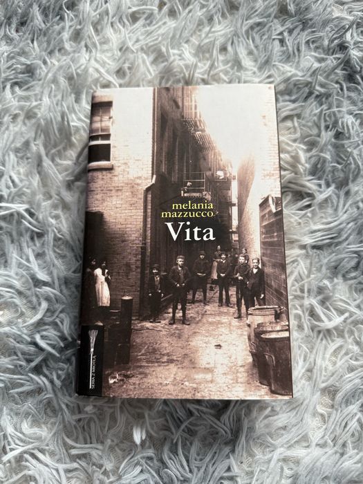 Vita, Melania Mazzucco