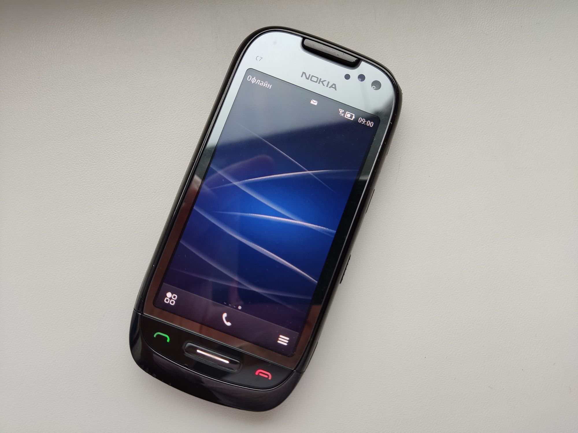 Мобільний телефон Nokia C7-00