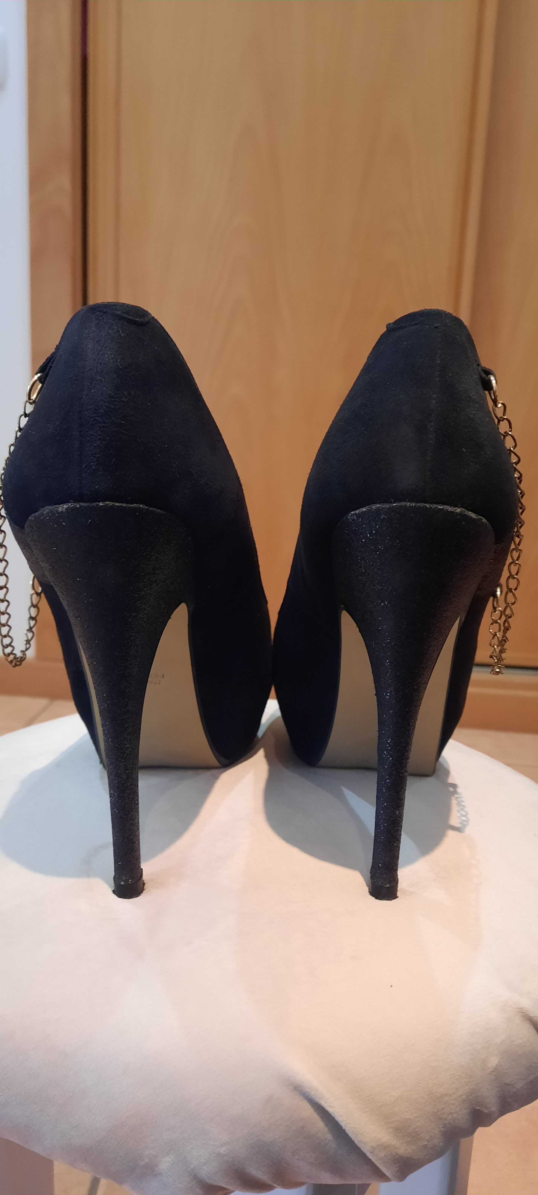 Sapatos salto alto 38