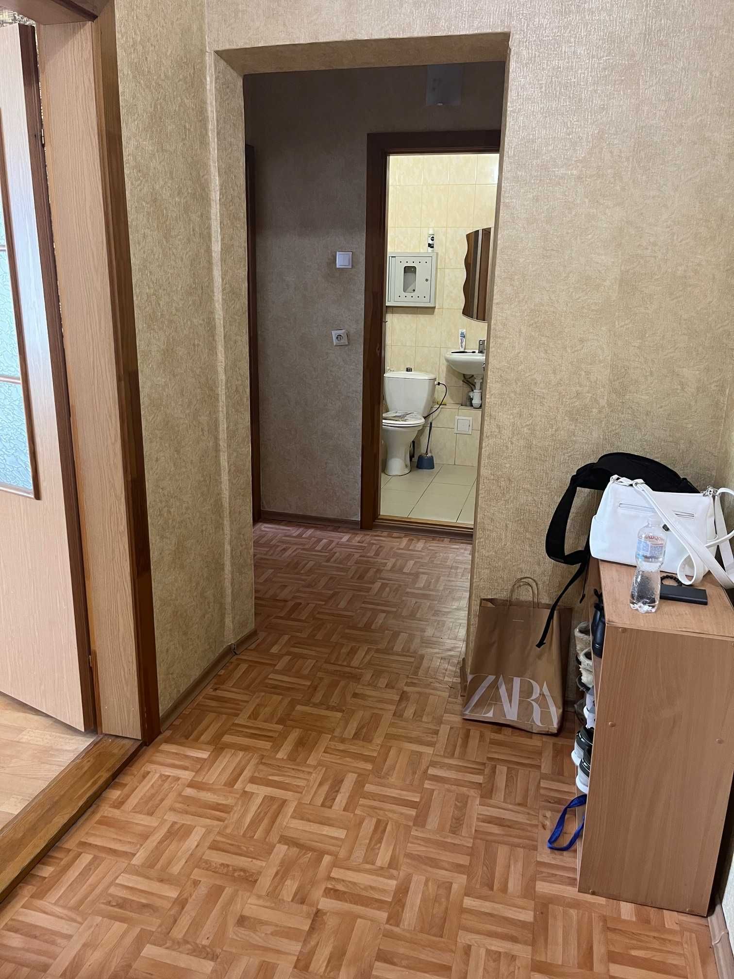 Продаж 1-кім. квартири на Позняках вул.Пчілки 2 Б