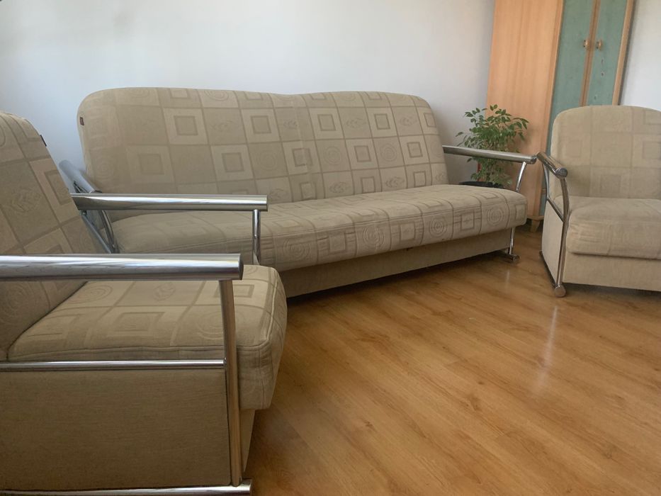 Zestaw kanapa i dwa fotele