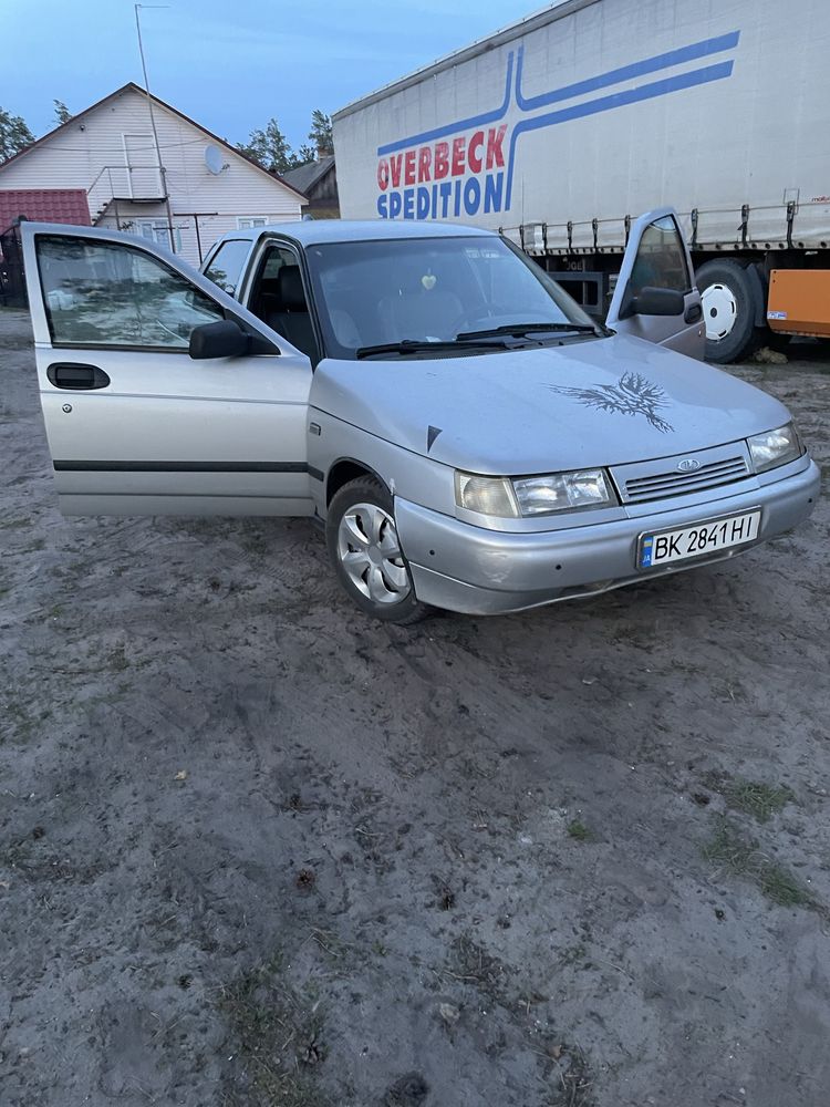 Продам ваз  2110