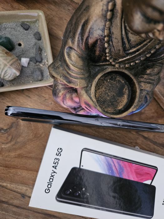 Samsung A53 5G desbloqueado novo.