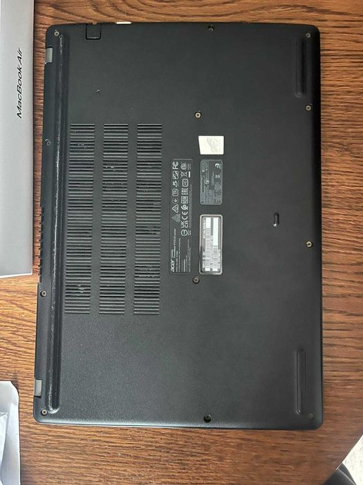 Acer TravelMate P215-53
