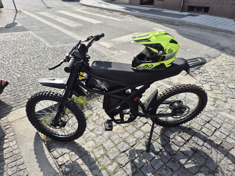 Bicicleta Gt73 eléctrica