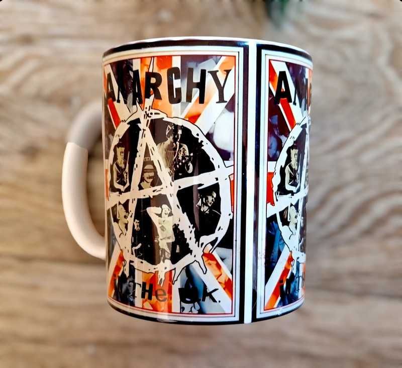 Anarchy in the UK. Kubek 330ml