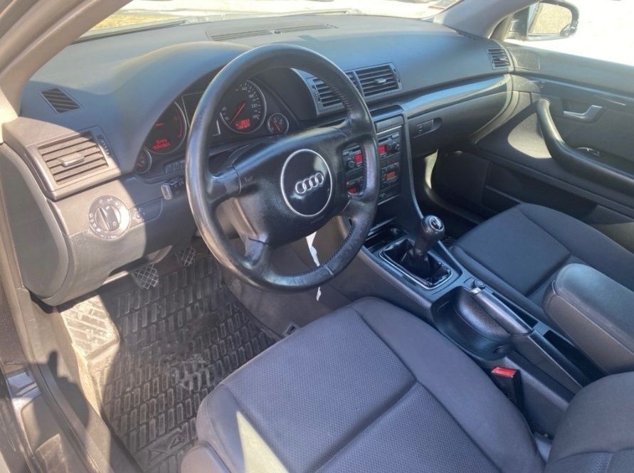 Audi A4 1.9 TDI 130CV de 2004 caixa 6 velocidades - Aceita-se Retoma