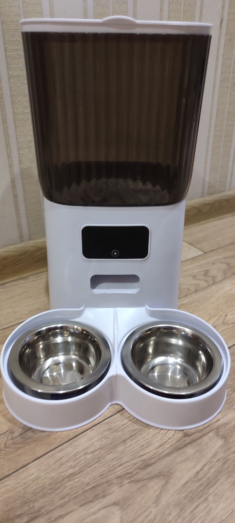 Автоматична годівниця для котів і собак SmartFeed 5L з WiFi