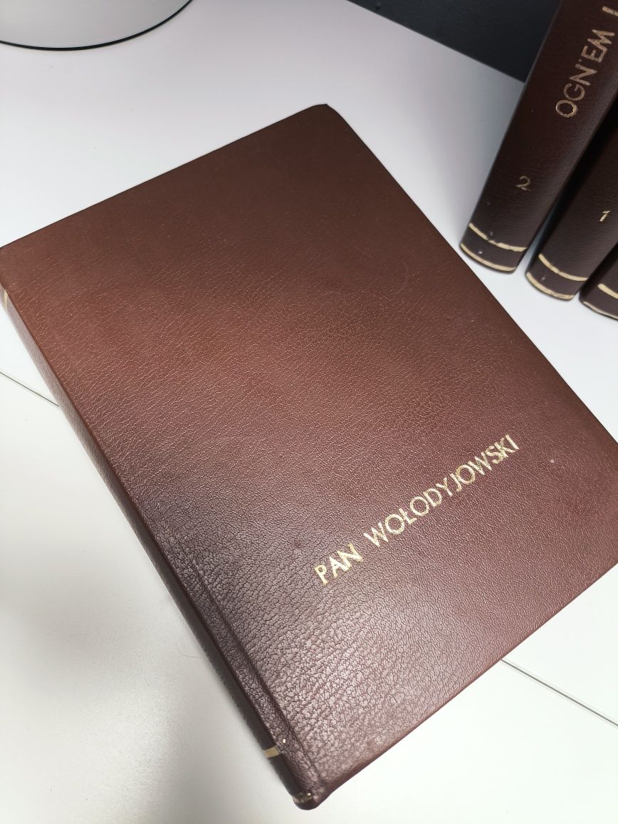 Trylogia Sienkiewicz Ogniem i mieczem Potop Pan Wołodyjowski skórzana