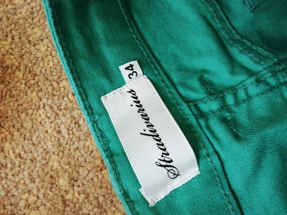 Saia stradivarius e top lefties