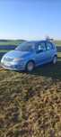 Błękitny Citroen C3