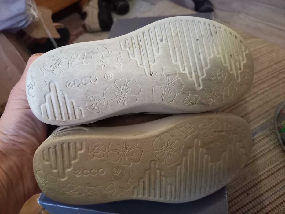 Детские кроссовки,мокасины  Ecco 27 размер.
