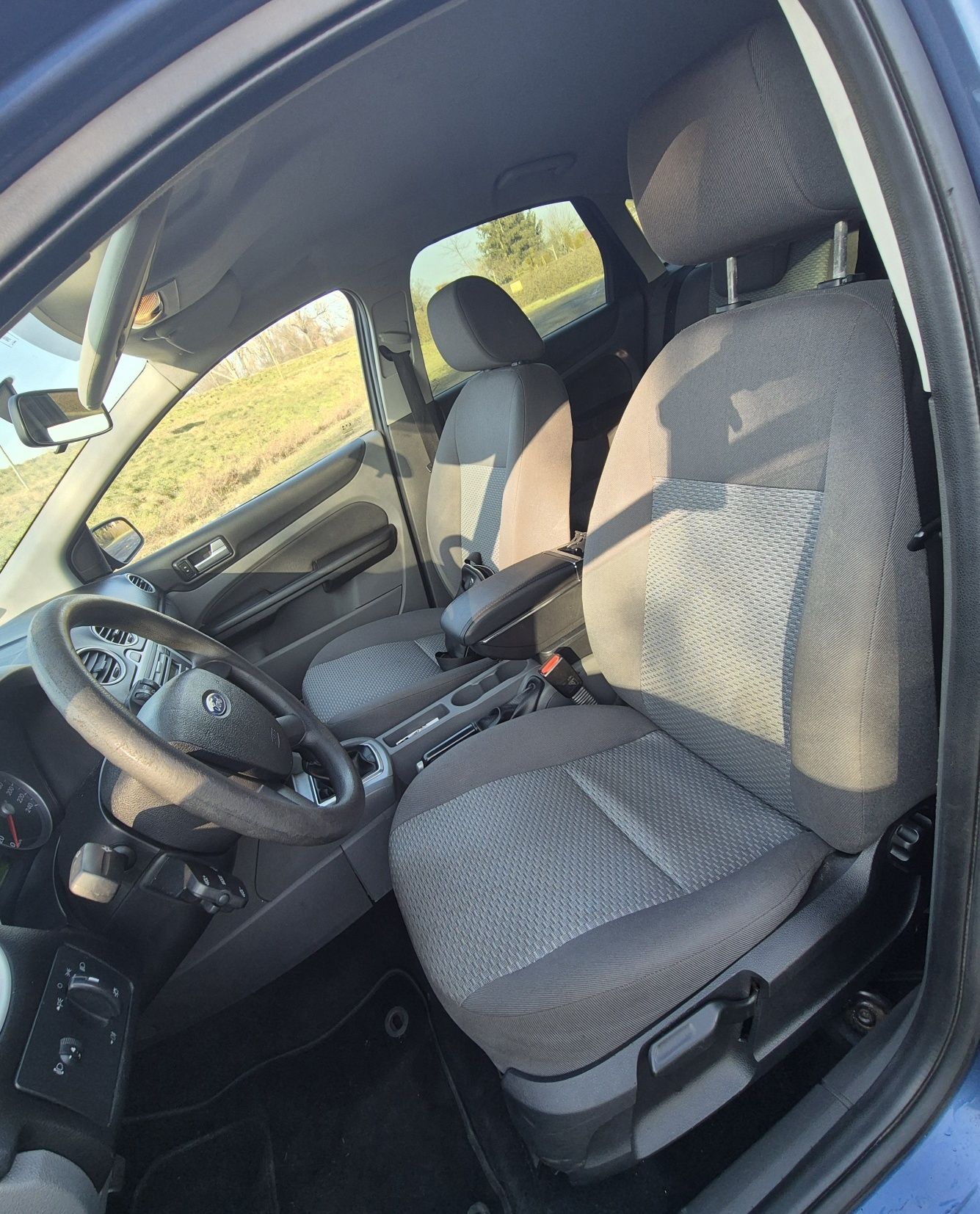 Ford Focus II HATCHBACK 1.6 DURATEC 100km, w pełni sprawny