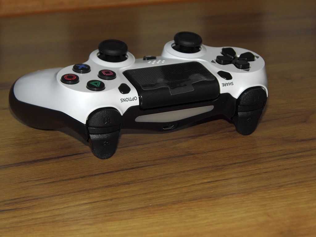 Bezprzewodowy pad do gier na konsole PS4, laptop PC i Android NOWY