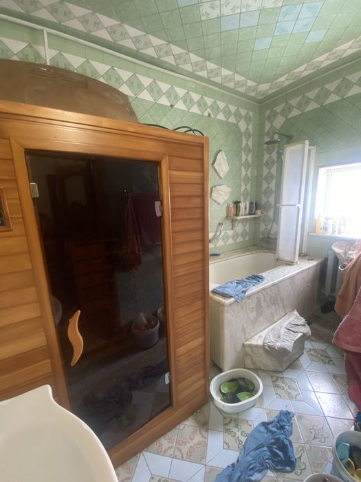 Продам будинок в Броварах р-н.Інтернат