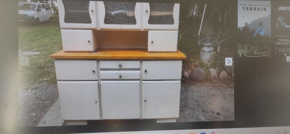 Kredens z czasów PRL stare meble kuchenny bialy prl