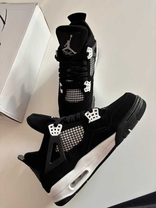 Jordan Air Jordan 4 Retro White Thunder R.46