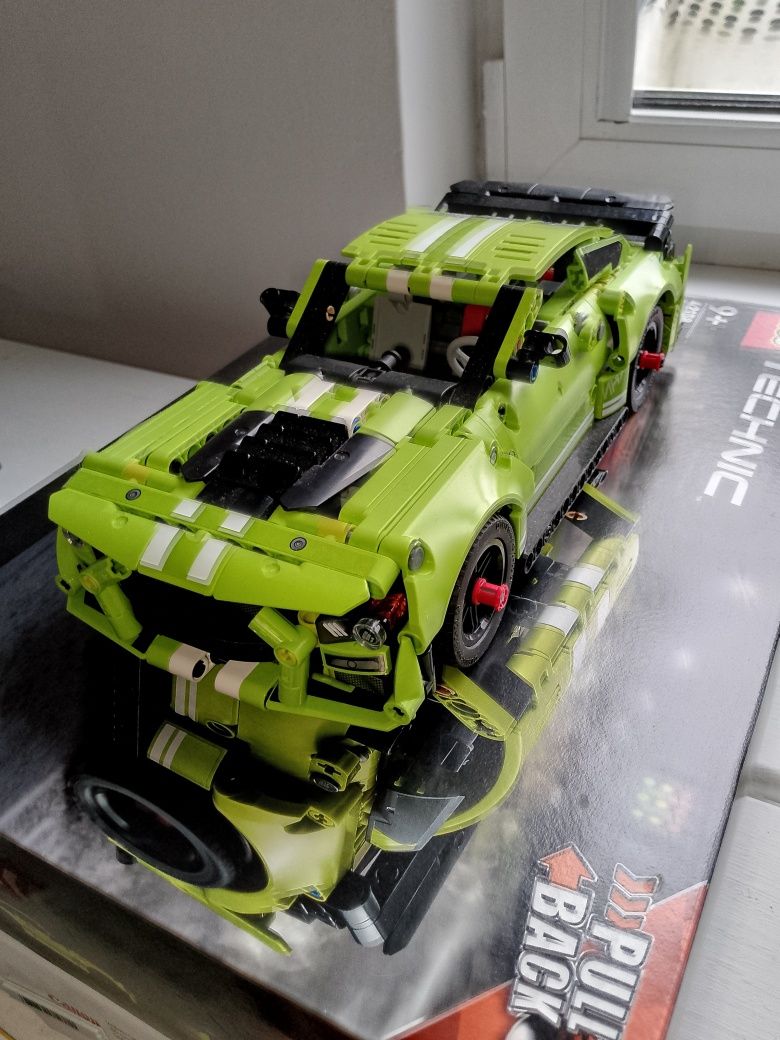 Ford Mustang LEGO technic