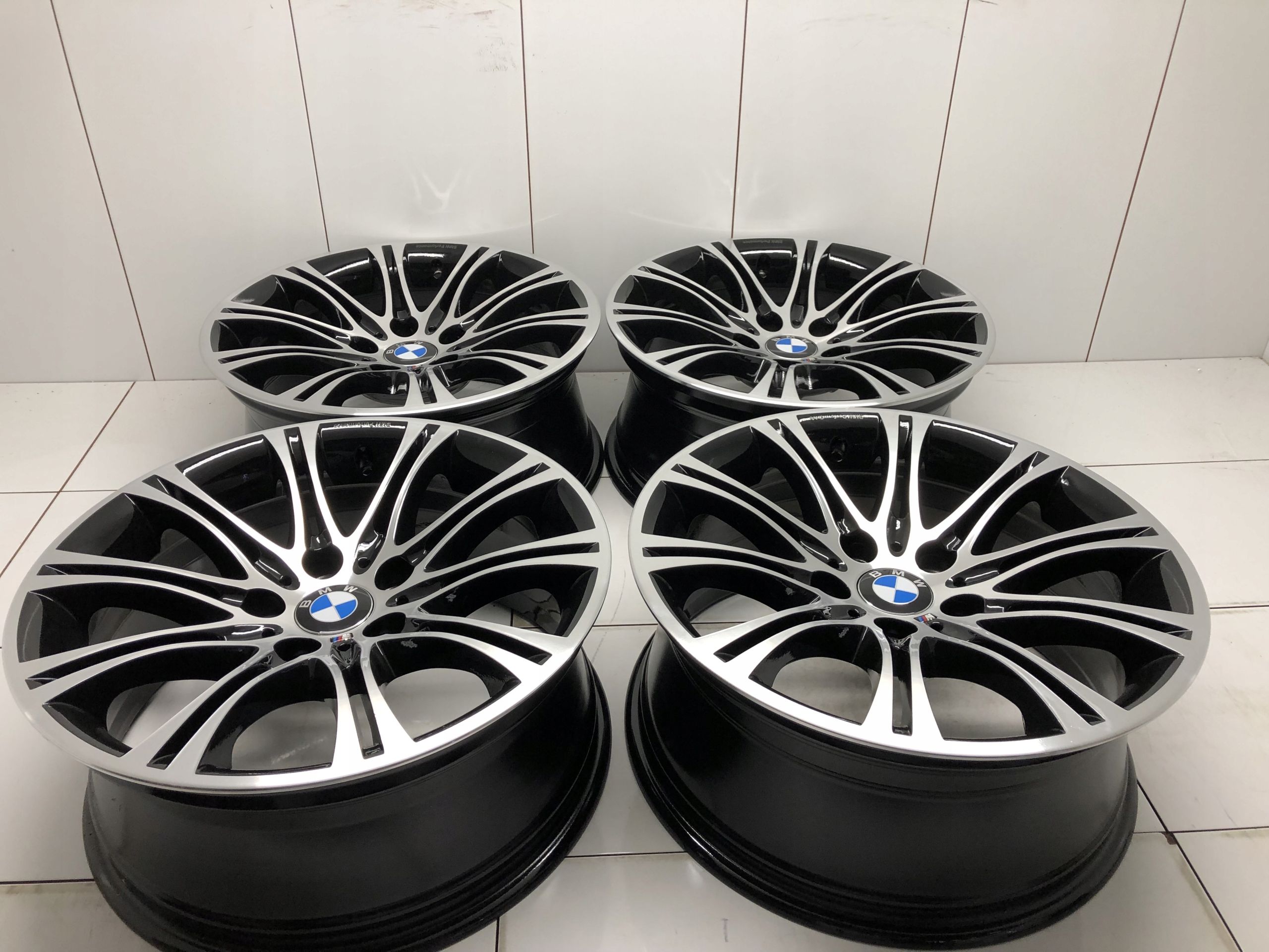 Felgi 18 BMW M5 E60 F30 m Pakiet Performance 8 ET20 Idealne