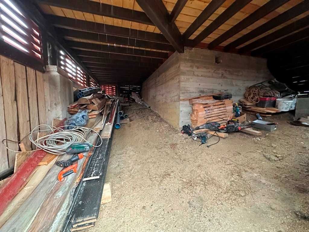 продаж будинку в Карпатах