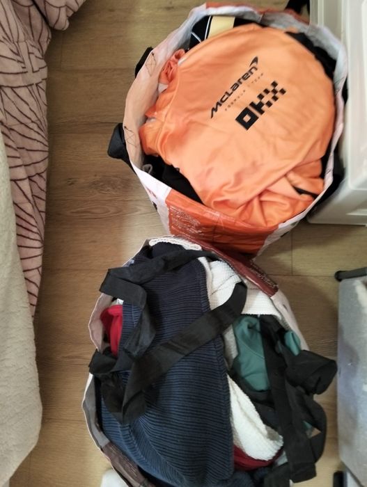 Lote de roupa valor simbólico