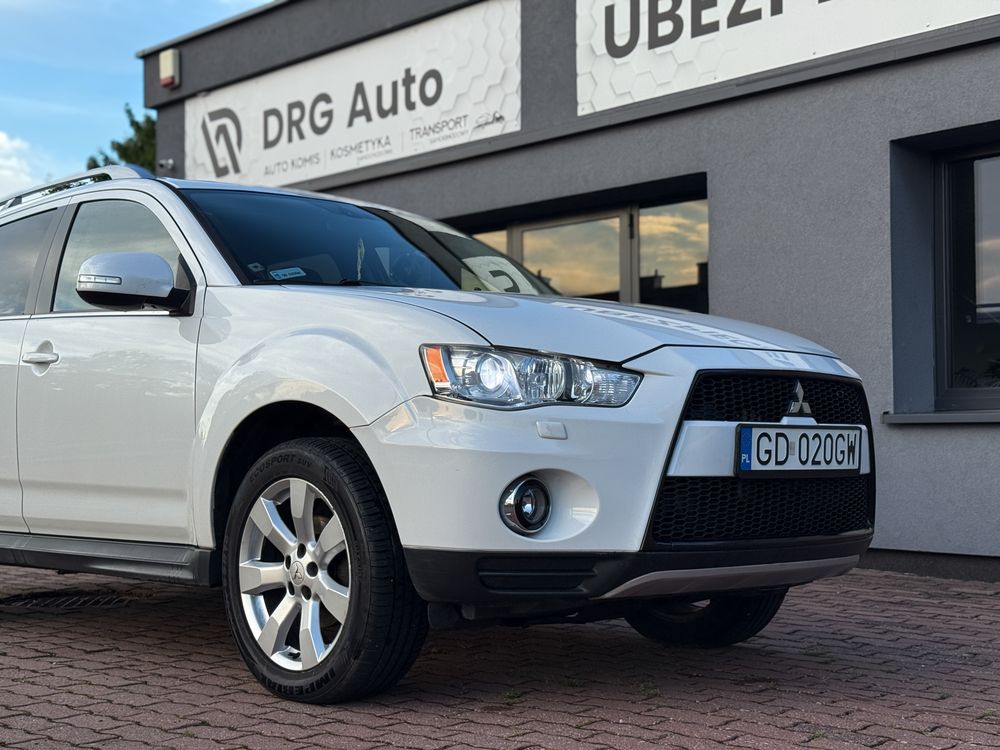 Mitsubishi Outlander | 2.0D | 4x4 | TV | Zadbany || Manual |
