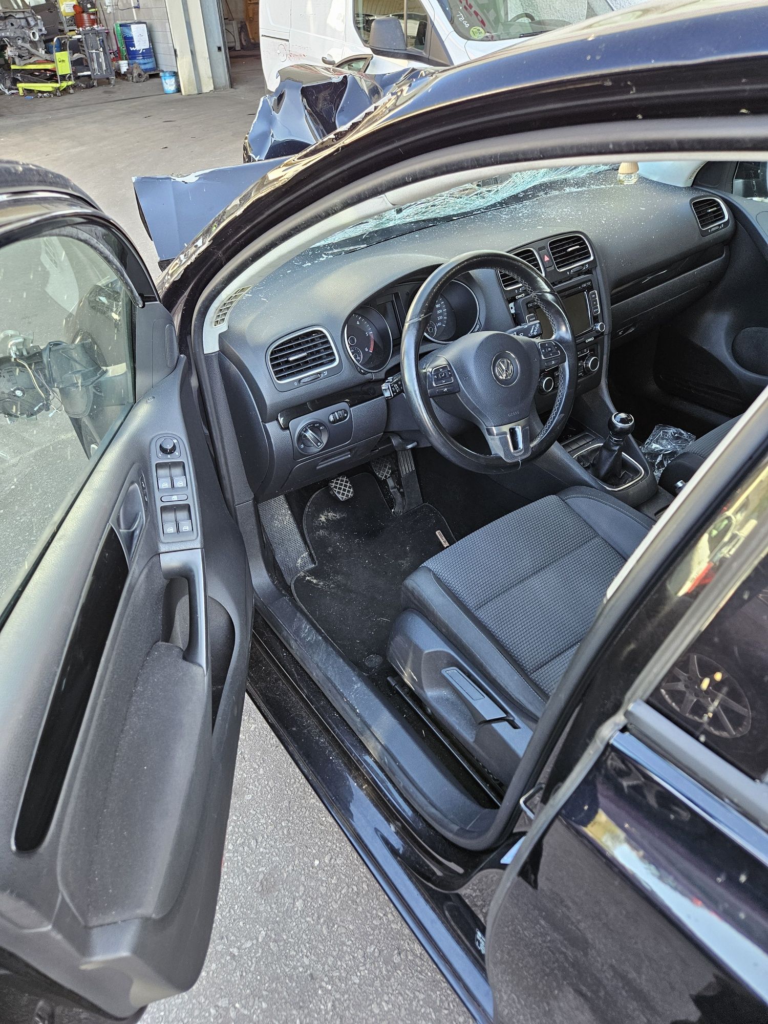 Volkswagen Golf VI 2.0 TDi de 2010 para peças