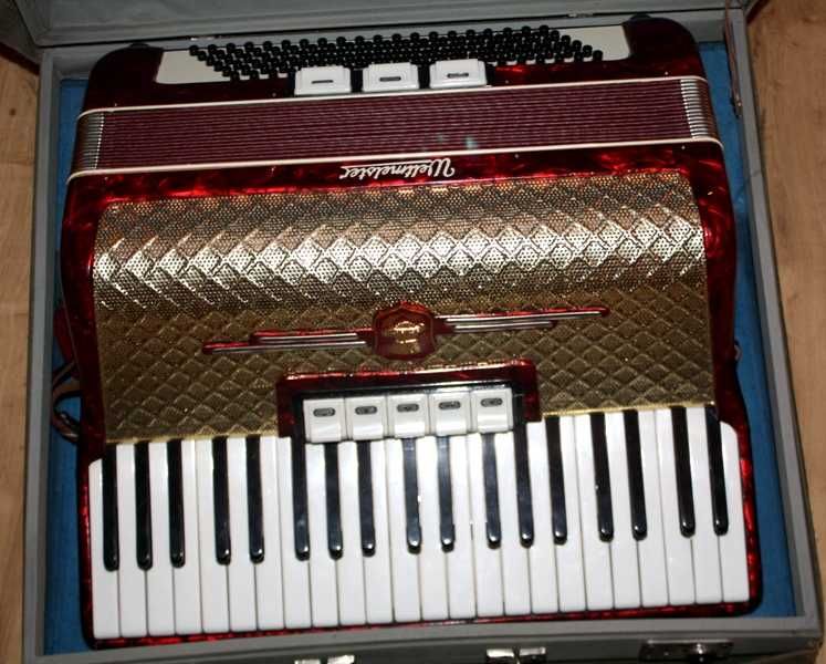akordeon weltmeister 120 bas stan sklepowy jak nowy futerał