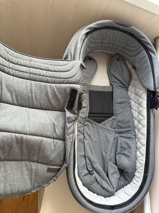 Дитяча коляска Corello epica 2022 року