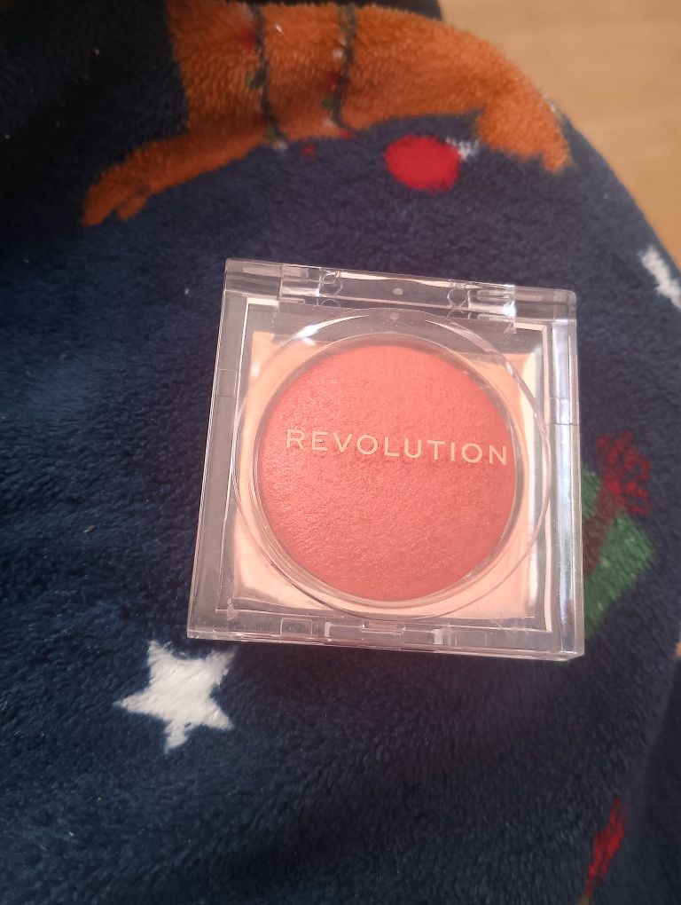 Róż Revolution Peach pop