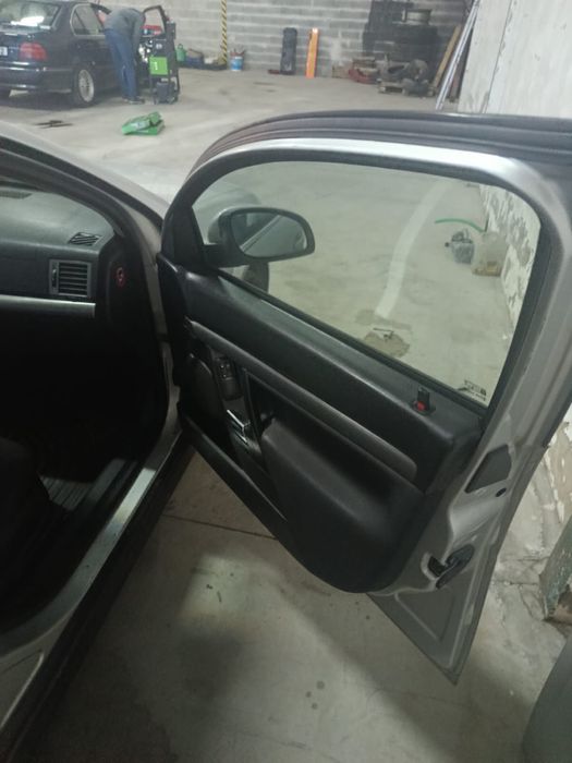 Opel Vectra 2004- motor 2.0