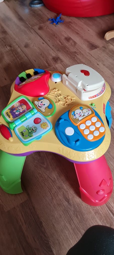 Stolik edukacyjny Fisher-Price