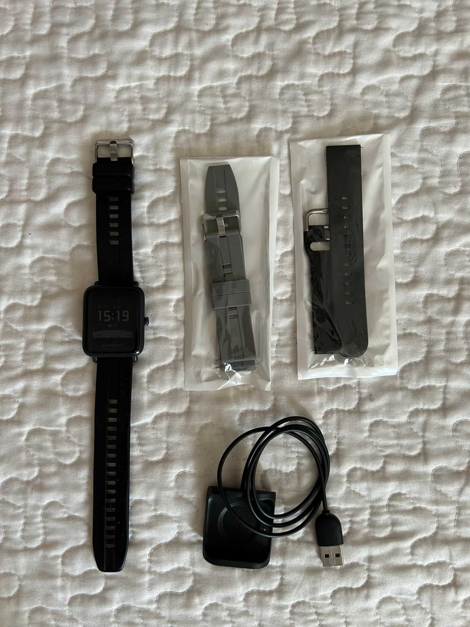 Smartwatch Amazfit Bip com GPS integrado