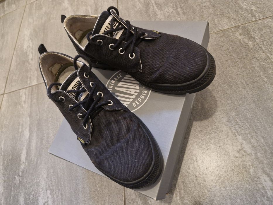 Buty Palladium retro rozmiar 42