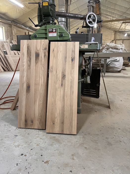 Schody dębowe rustykalne dostępne od ręki.Trepy.Stopien