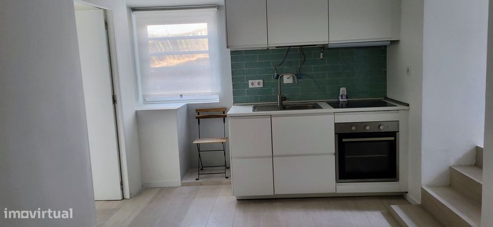 T1+1 com 35m² na R.Maria Pia