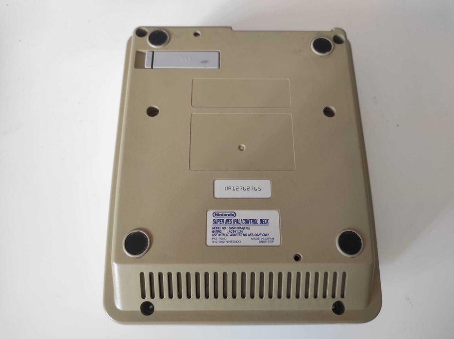 Consola Super Nintendo SNES com Dois Jogos e Caixa