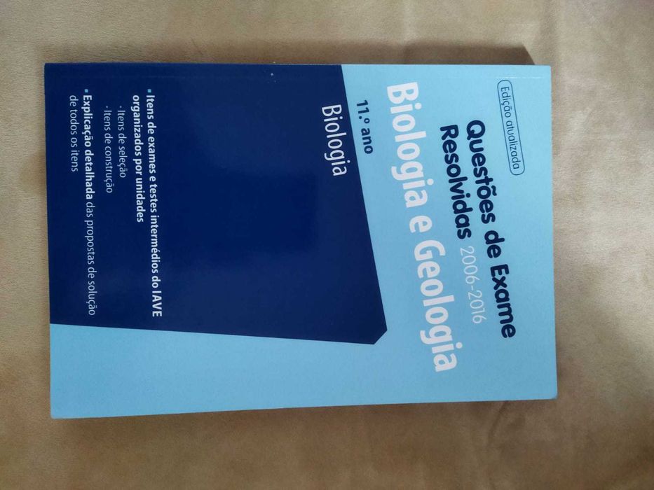 Livros 10/11ºano Biologia e geologia e Português