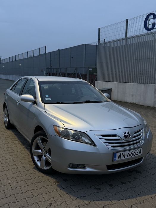 Toyota Camry 2.4 automat