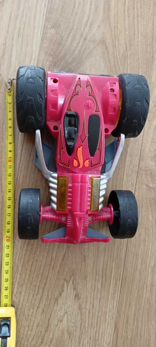 HotWheels 9974 Flipping Furry Blue and Red