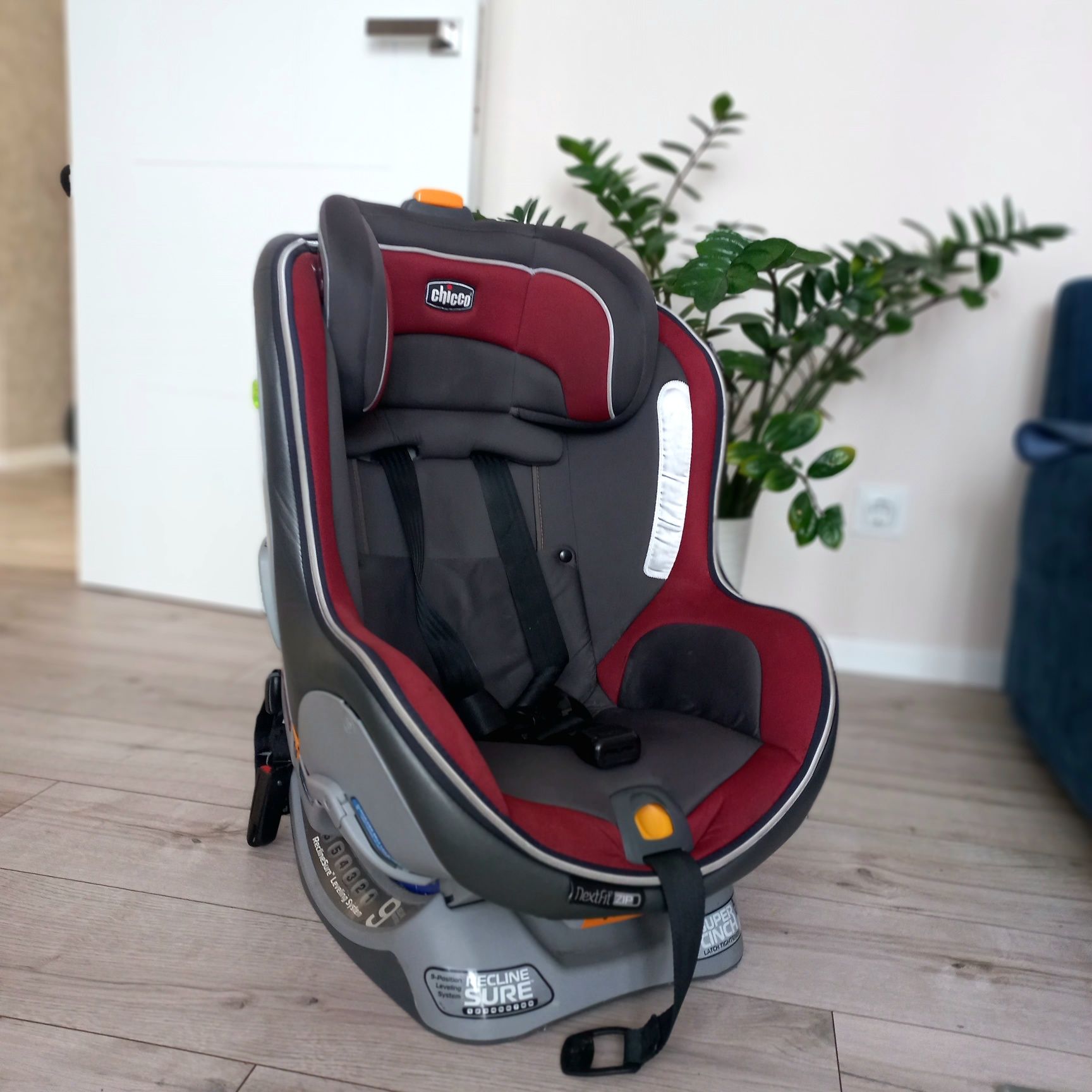 Автокрісло chicco Nextflit